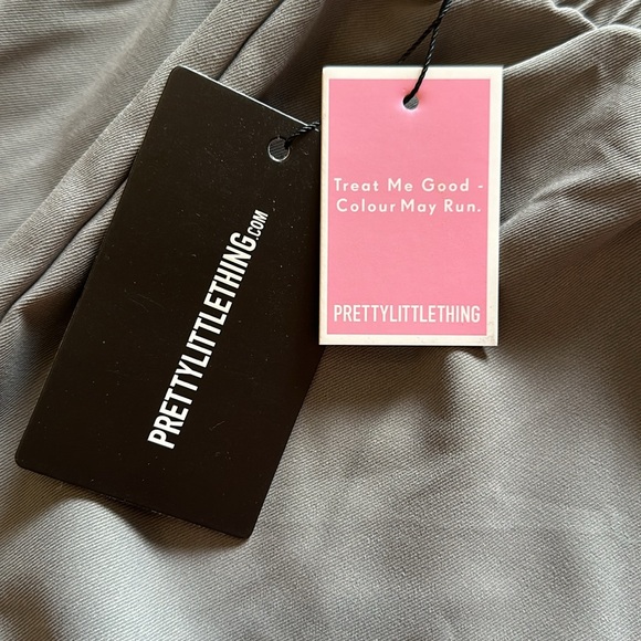 Prettylittlething Gray Cargo Pants - Picture 2 of 5